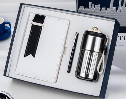 3pcs gift set,Customized logo A5notebook, thermos cup,pen for giving away